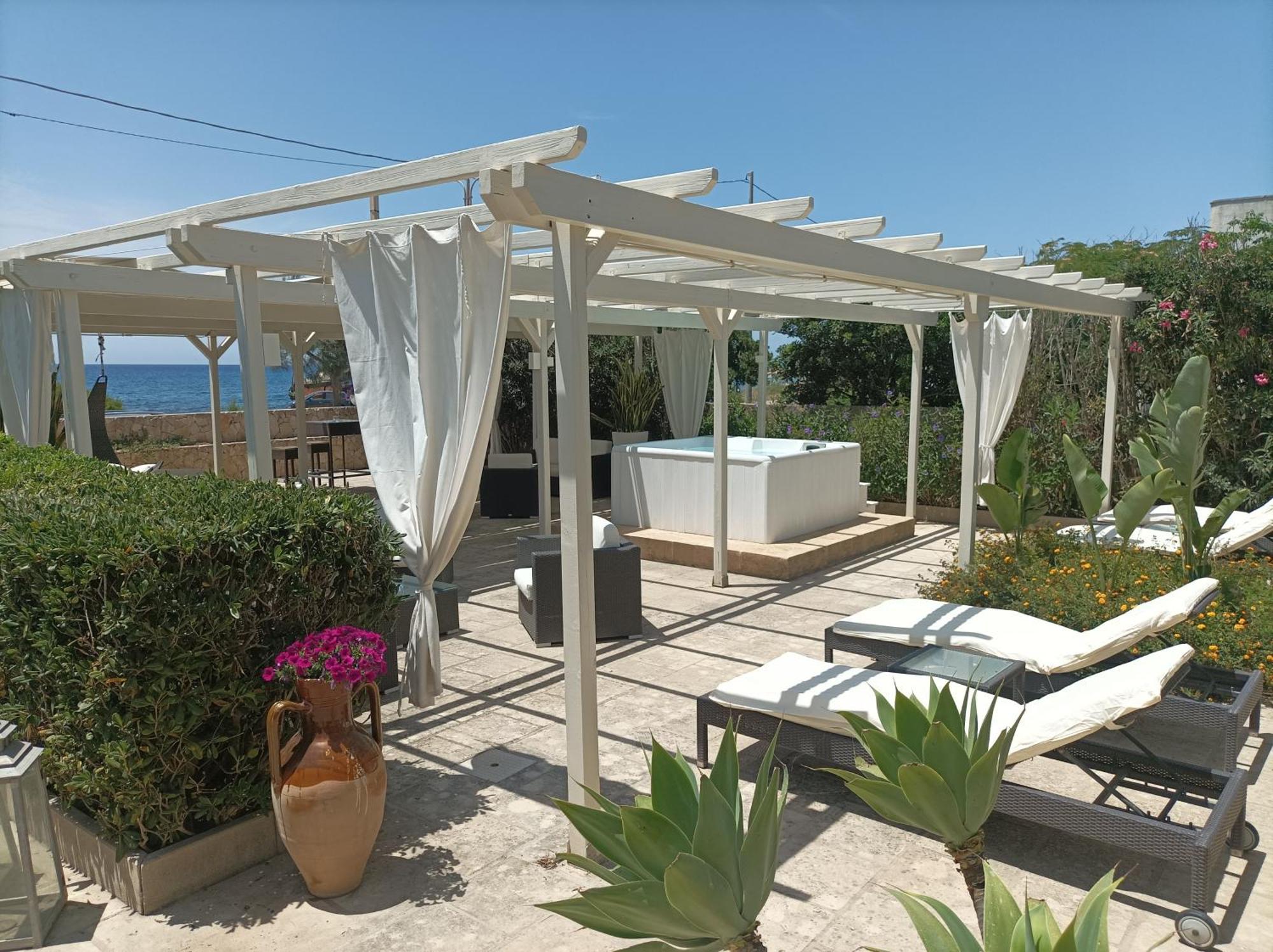 La Giara Resort Torre San Giovanni Ugento Exterior foto