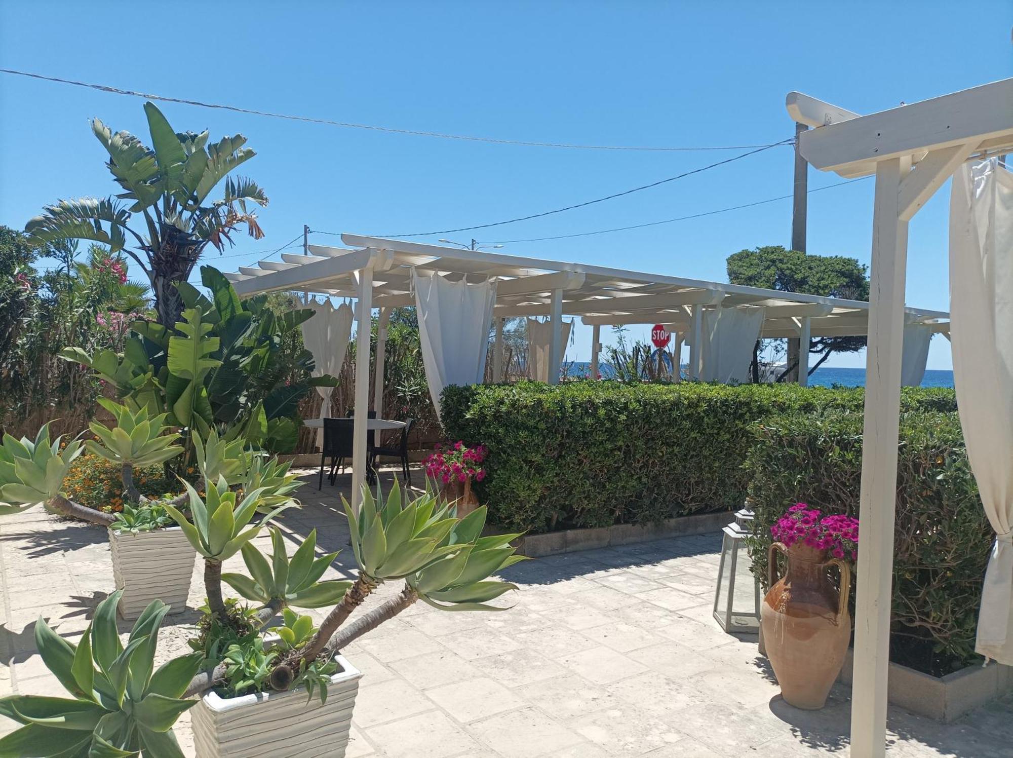 La Giara Resort Torre San Giovanni Ugento Exterior foto